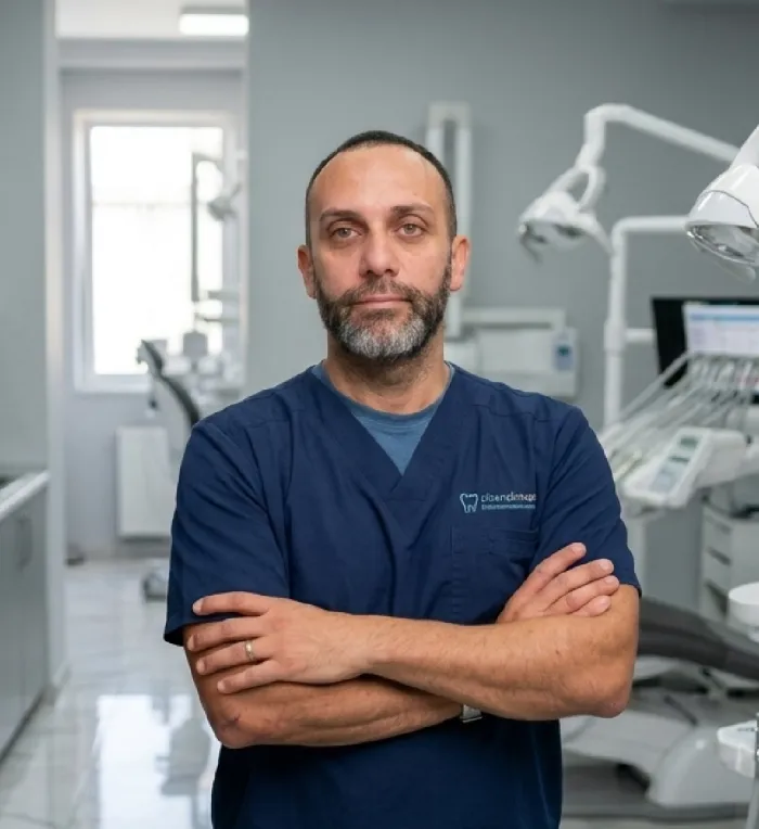 Dr. Mauricio Briceño - Periodontics and Maxillofacial Surgery